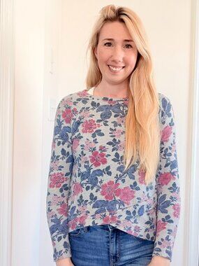 Floral Crewneck Sweatshirt XS Gray Pink Blue Cozy Cotton Casual LOFT
